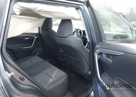 2019 Toyota Rav4 Xle z USA, uszkodzony, nr VIN JTMP1RFV5KD520273